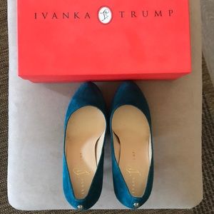 Ivanka Trump pumps